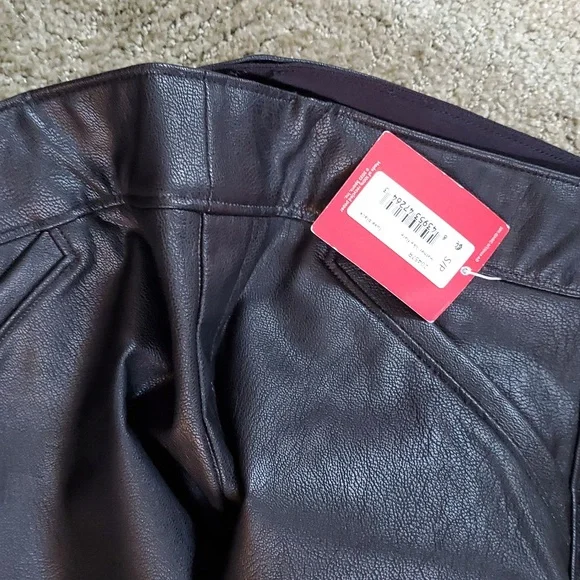 Spanx Leather-Like Flare Pants - Picture 5 of 8